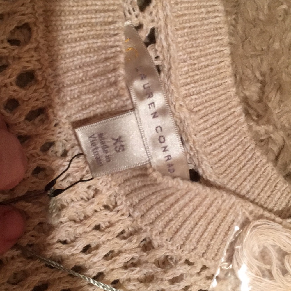 NWT Lauren Conrad crochet sweater tank top xs - Picture 4 of 9